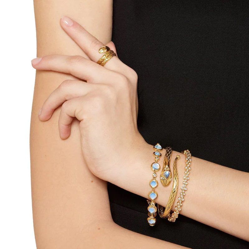 Shop Meridian Jewelers' bracelets