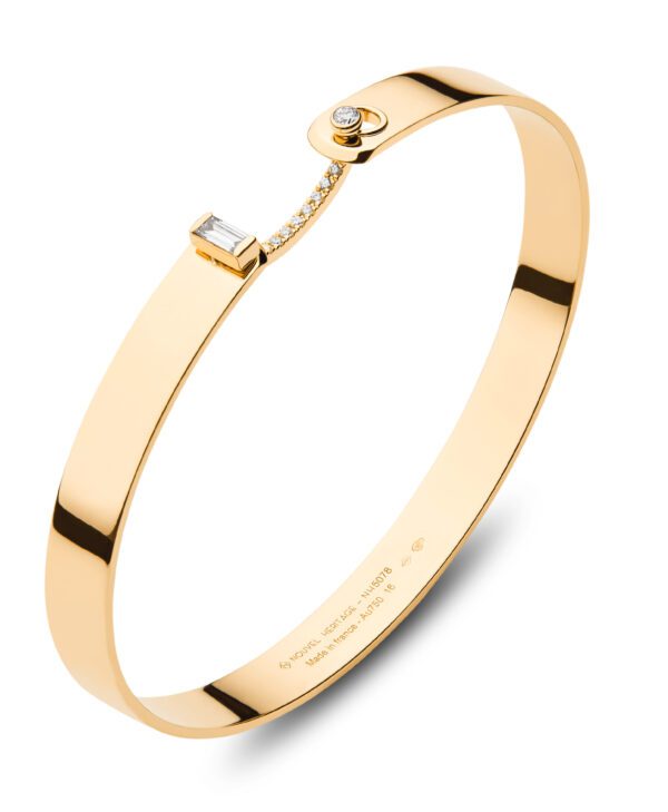 Yellow Gold Nouvel Heritage Dinner Date GM Mood Bangle at Meridian Jewelers