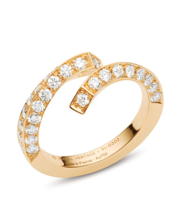 Nouvel Heritage Diamond Thread Ring at Meridian Jewelers