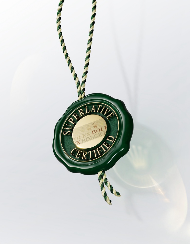 rolex-oyster-perpetual-greenseal_2301_002a_rvb-portrait
