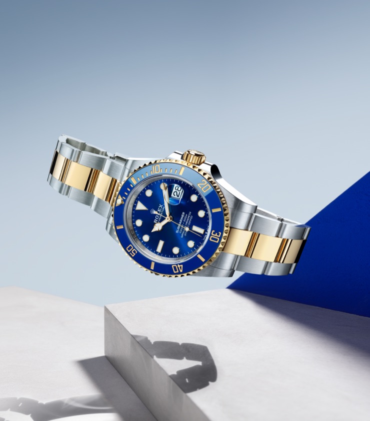 rolex-submariner-m126613lb-xl-portrait
