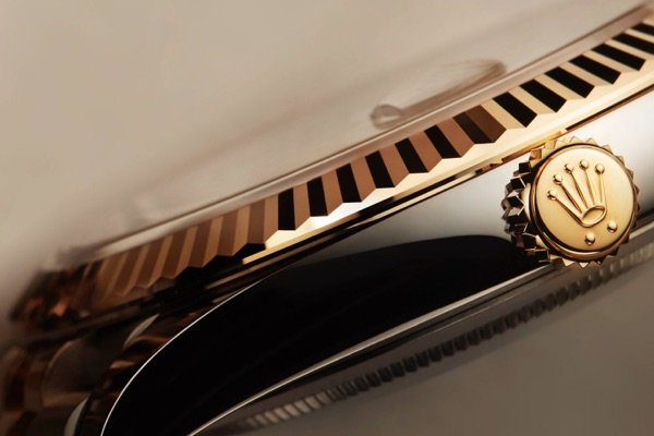 rolex-keep-exploring-rolex-watches-1945_oyster_perpetual_datejust-landscape