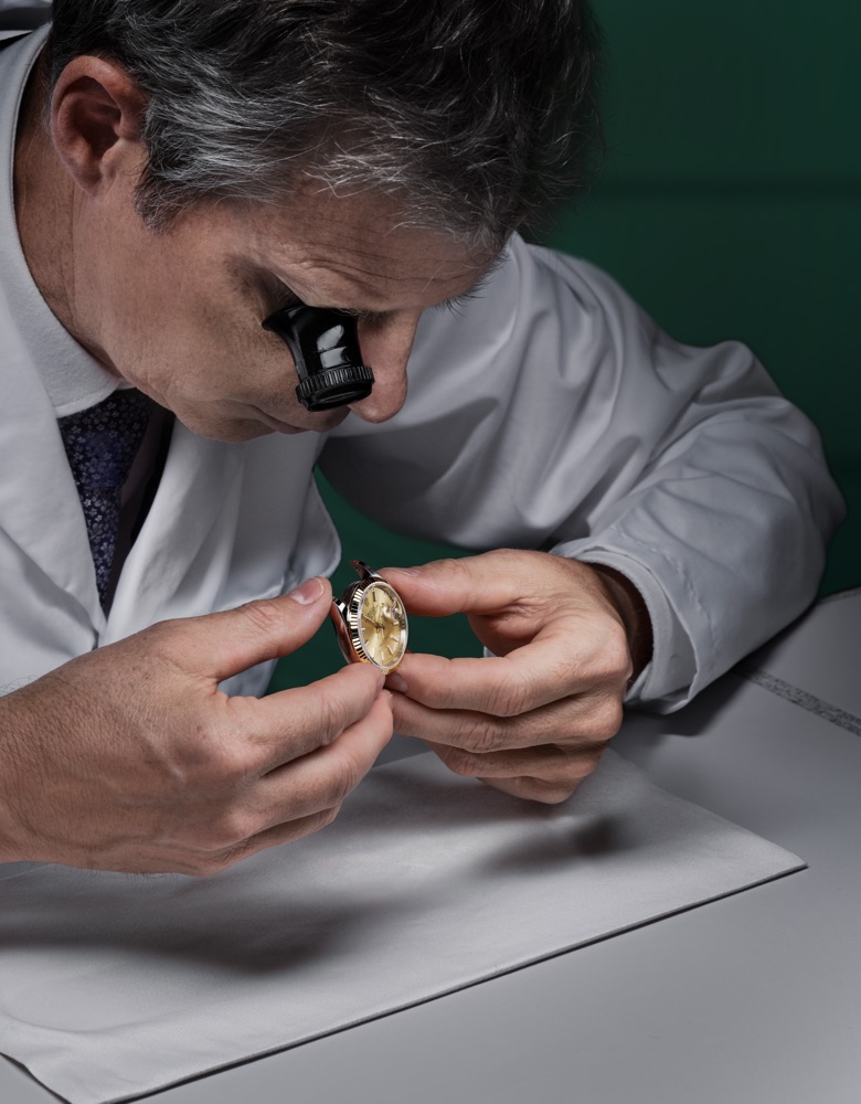 rolex-servicing-rolex-retailers_verification-portrait