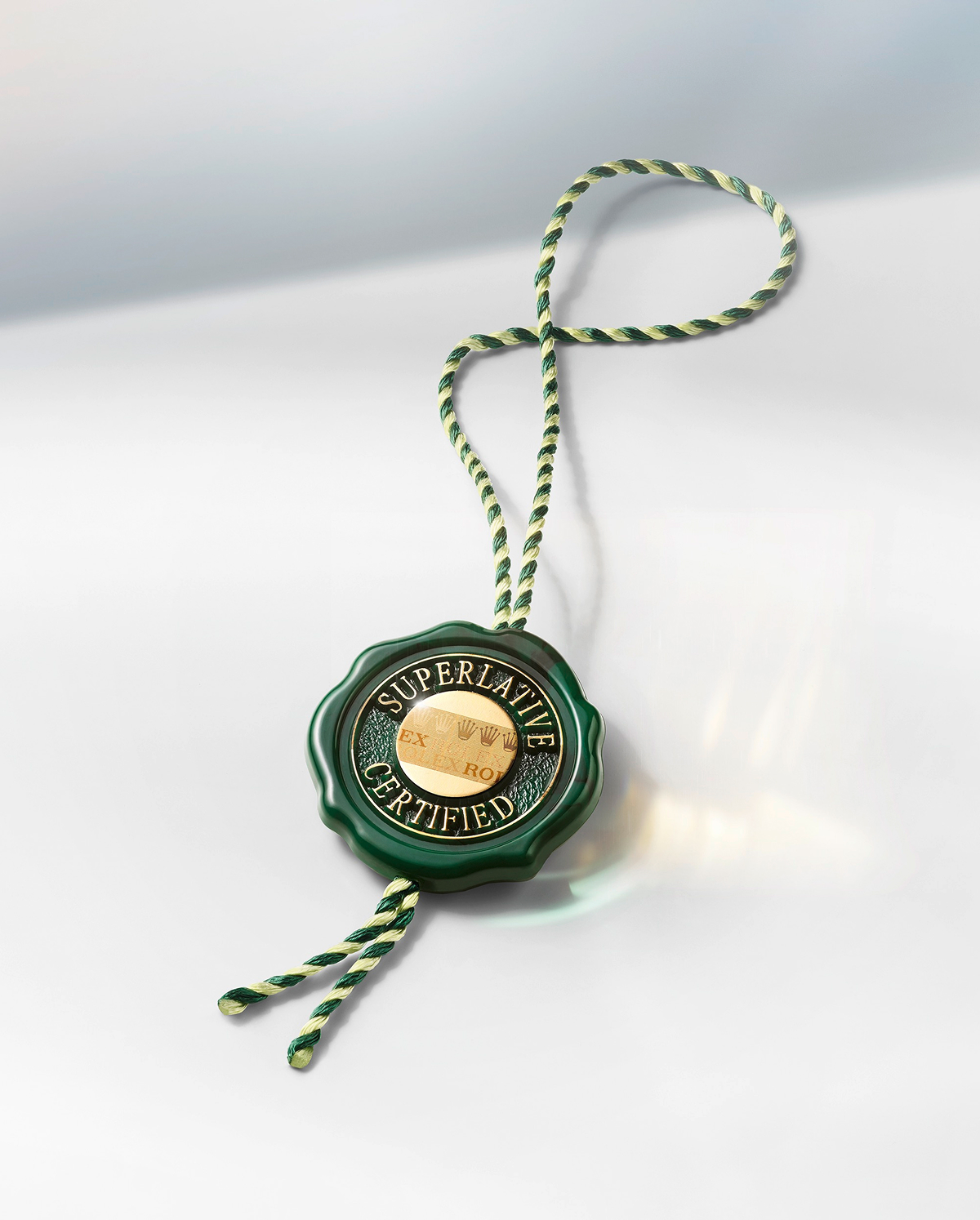 rolex-new-watches-2025-superlative-chronometer-certification_sceau_lumiere_lancia-landscape-1
