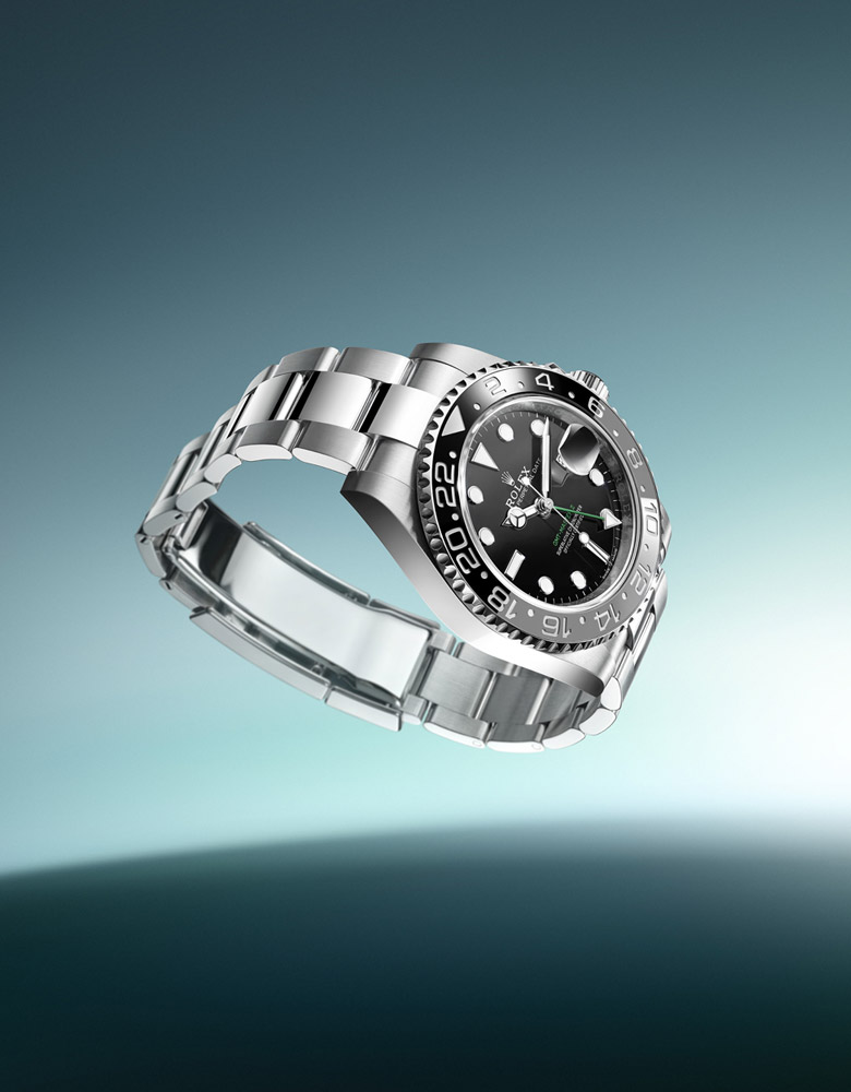 GMT-Master II-rolex-gmt-master-m126710grnr-0003_2401jva_002_rvb_portrait
